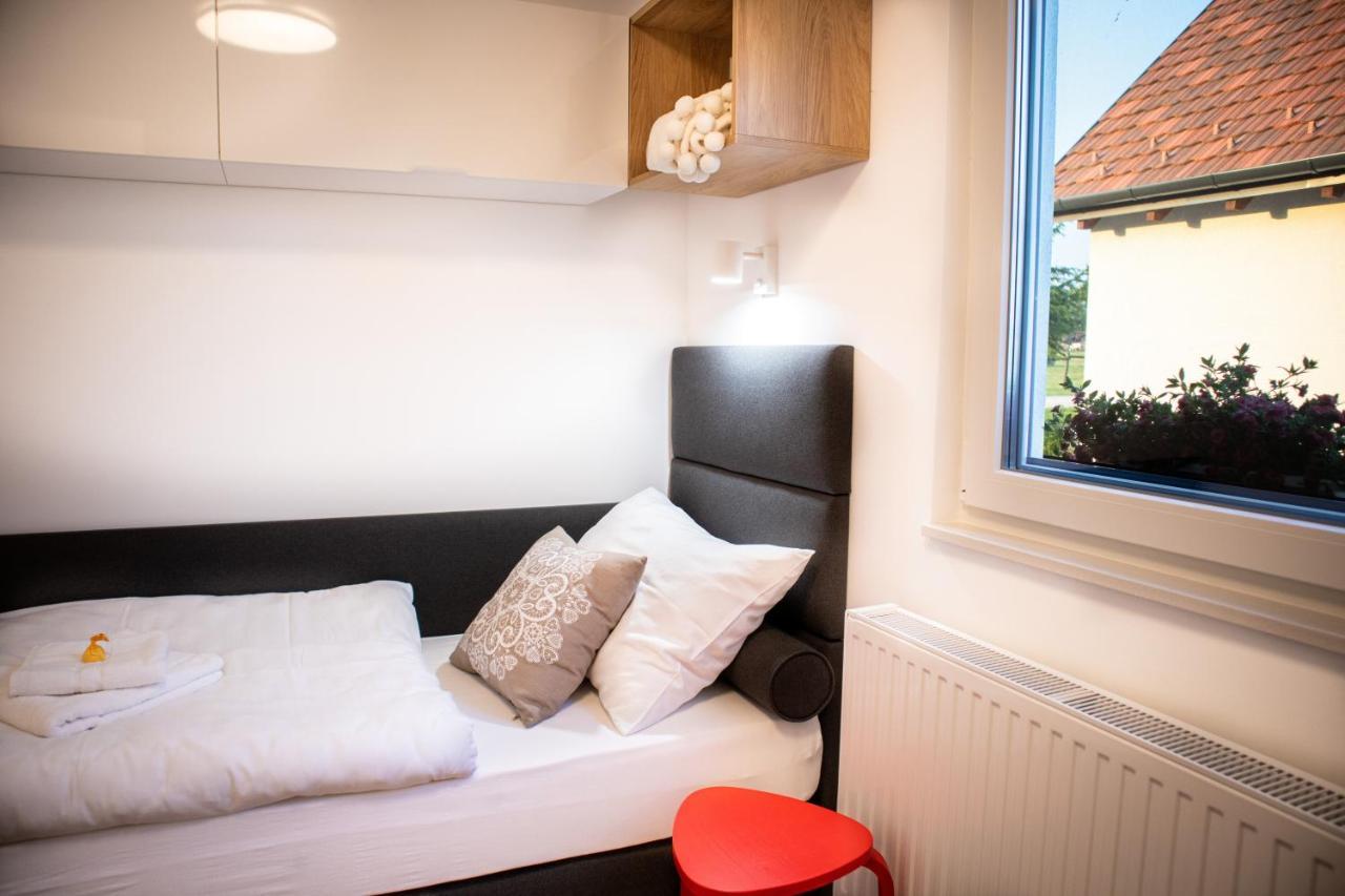 Ugo Apartman Halászi Exterior foto